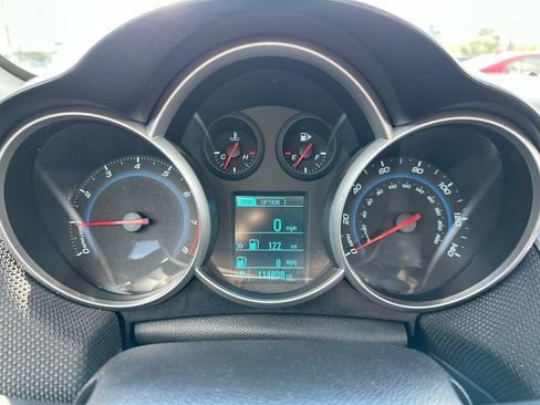 Used 2014 Chevrolet Cruze LT FWD image 16