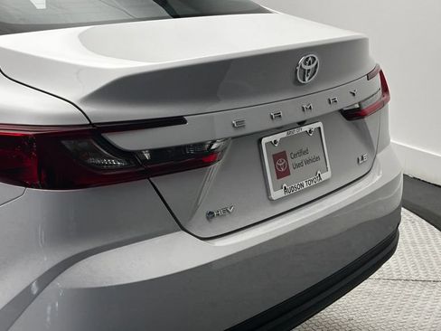 Used 2026 Toyota Camry LE FWD image 5