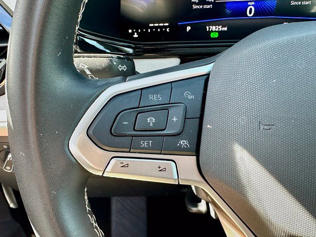 Certified 2025 Volkswagen Taos S AWD/4WD image 32