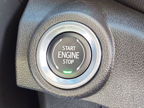 Used 2023 Chevrolet TrailBlazer RS w/ Convenience Package image 22