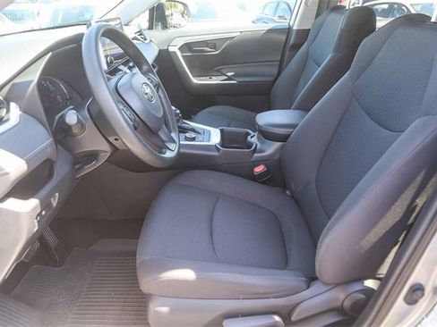 Used 2024 Toyota RAV4 LE image 19
