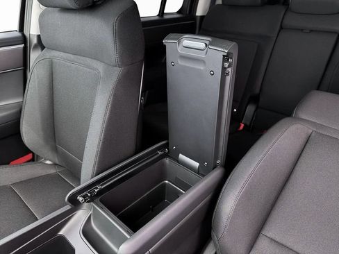 New 2026 Hyundai Santa Fe SE image 19