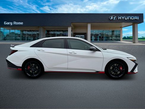 New 2026 Hyundai Elantra N FWD image 9