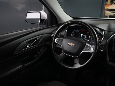 Used 2018 Chevrolet Traverse LT image 21
