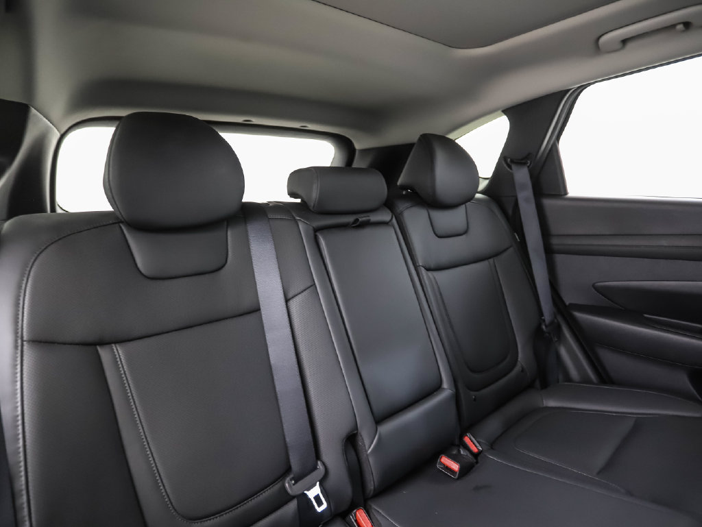 Used 2025 Hyundai Tucson SEL AWD/4WD image 28