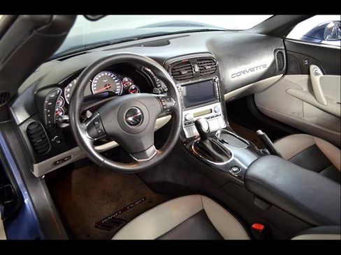 Used 2012 Chevrolet Corvette Grand Sport w/ 2LT Preferred Equipment Group RWD image 16