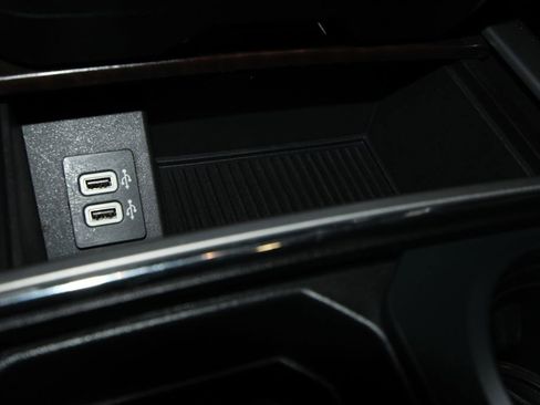 Used 2017 Ford F250 Platinum w/ Platinum Ultimate Package image 20