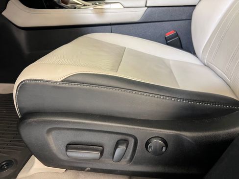 Used 2017 Lexus RX 350 AWD image 12