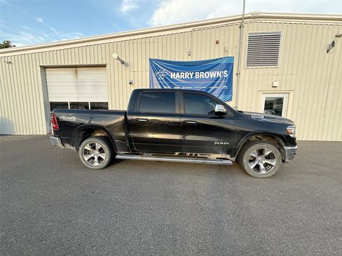 Used 2019 RAM 1500 Laramie image 8