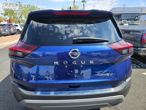Used 2021 Nissan Rogue SV FWD image 6