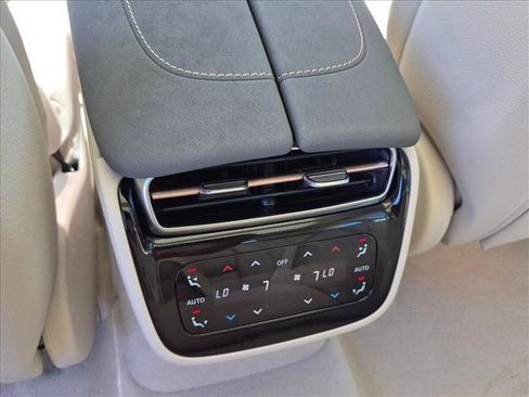 Used 2026 Mercedes-Benz EQS 450+ Sedan w/ Exclusive Package image 18