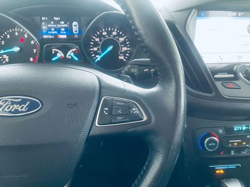 Used 2017 Ford Escape Titanium AWD/4WD image 17