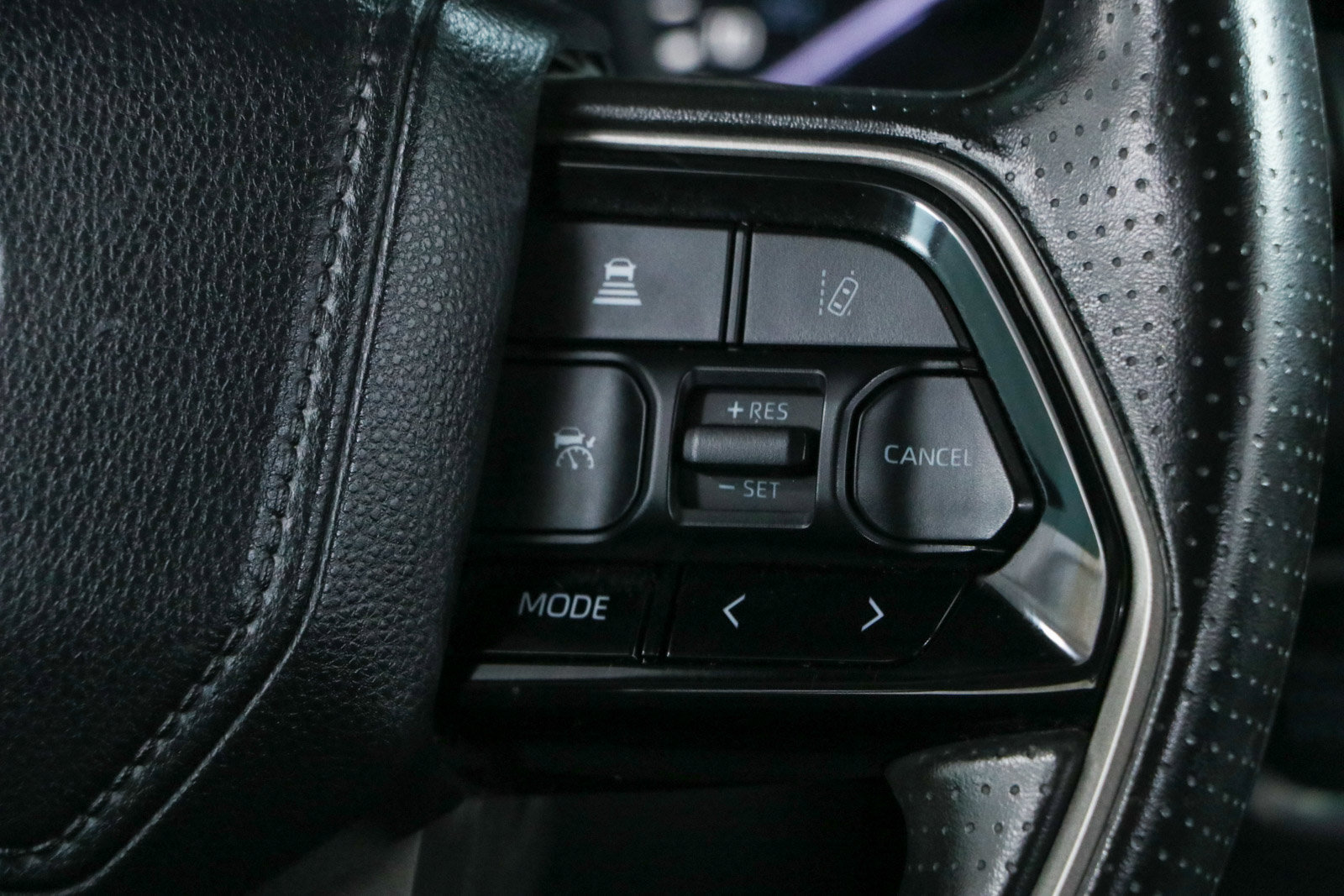 Used 2024 Toyota Tundra SR5 AWD/4WD image 16