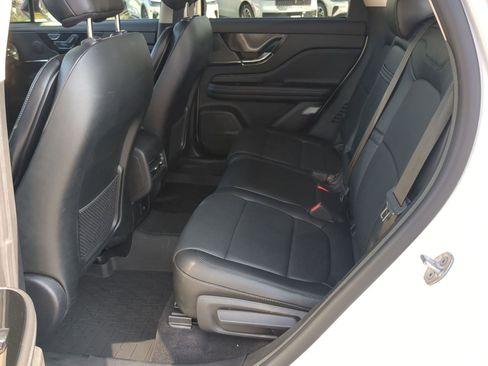 Used 2024 Lincoln Corsair Reserve image 21