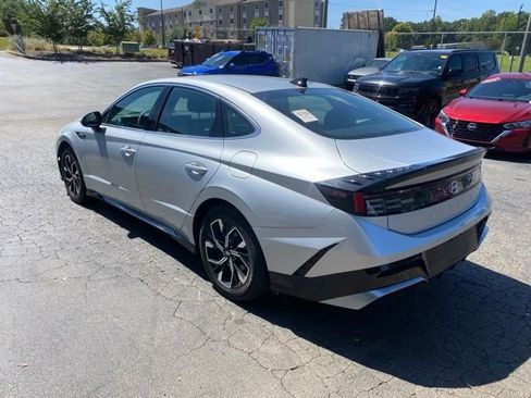 Used 2025 Hyundai Sonata SEL FWD image 7