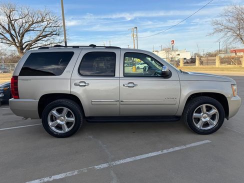 Used 2013 Chevrolet Tahoe LTZ image 9