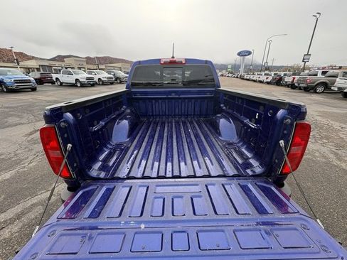 Used 2017 Chevrolet Colorado Z71 image 14