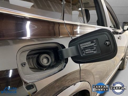 Used 2025 Volvo XC90 B6 Plus image 92