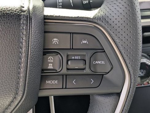 New 2026 Toyota 4Runner Limited AWD/4WD image 25