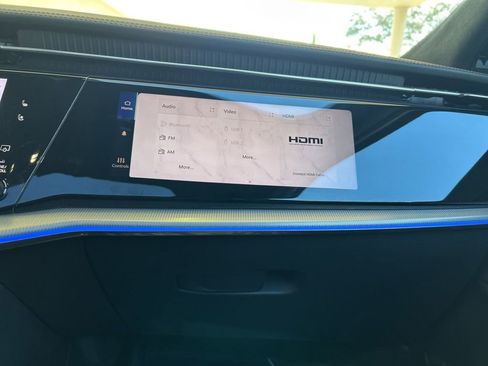 Used 2024 Jeep Wagoneer Launch Edition image 15