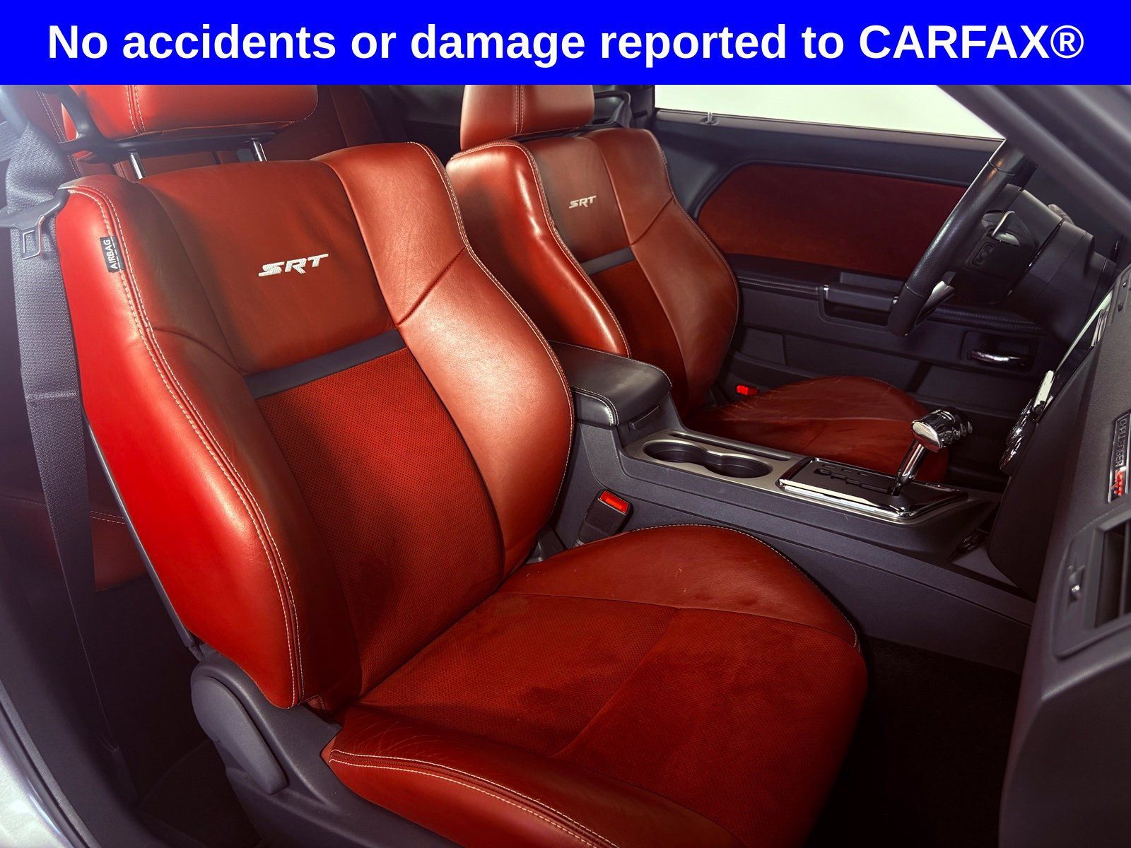 Used 2014 Dodge Challenger SRT8 w/ Harman/Kardon Audio Group RWD image 10