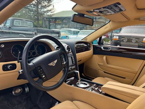 Used 2009 Bentley Flying Spur Flying Spur AWD/4WD image 8