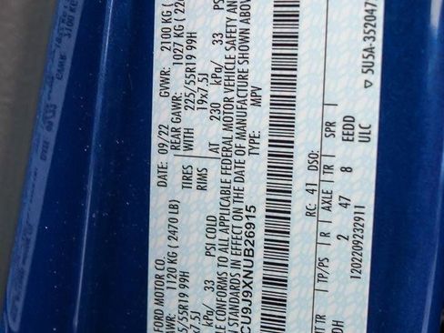 Used 2022 Ford Escape Titanium w/ Titanium Elite Package image 30