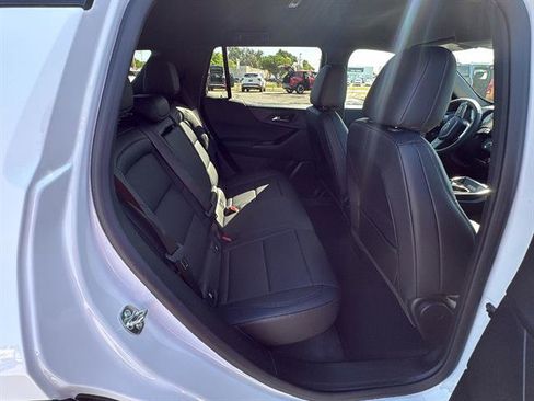 New 2026 Chevrolet Equinox LT FWD image 15