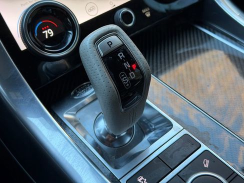 Used 2019 Land Rover Range Rover Sport SVR image 28