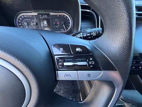 Used 2022 Hyundai Tucson SEL FWD image 25