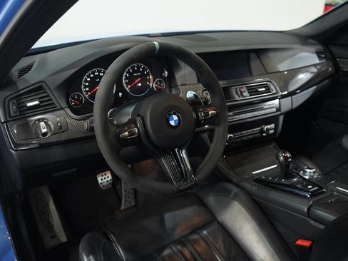 Used 2013 BMW M5 image 35