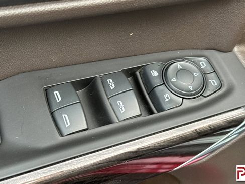 Used 2020 Chevrolet Silverado 1500 LTZ w/ LTZ Premium Package image 13