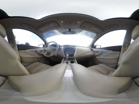 Used 2016 Nissan Murano Platinum w/ Platinum Technology Package FWD image 13
