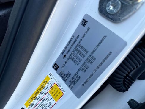 Used 2022 Chevrolet Tahoe LT image 35