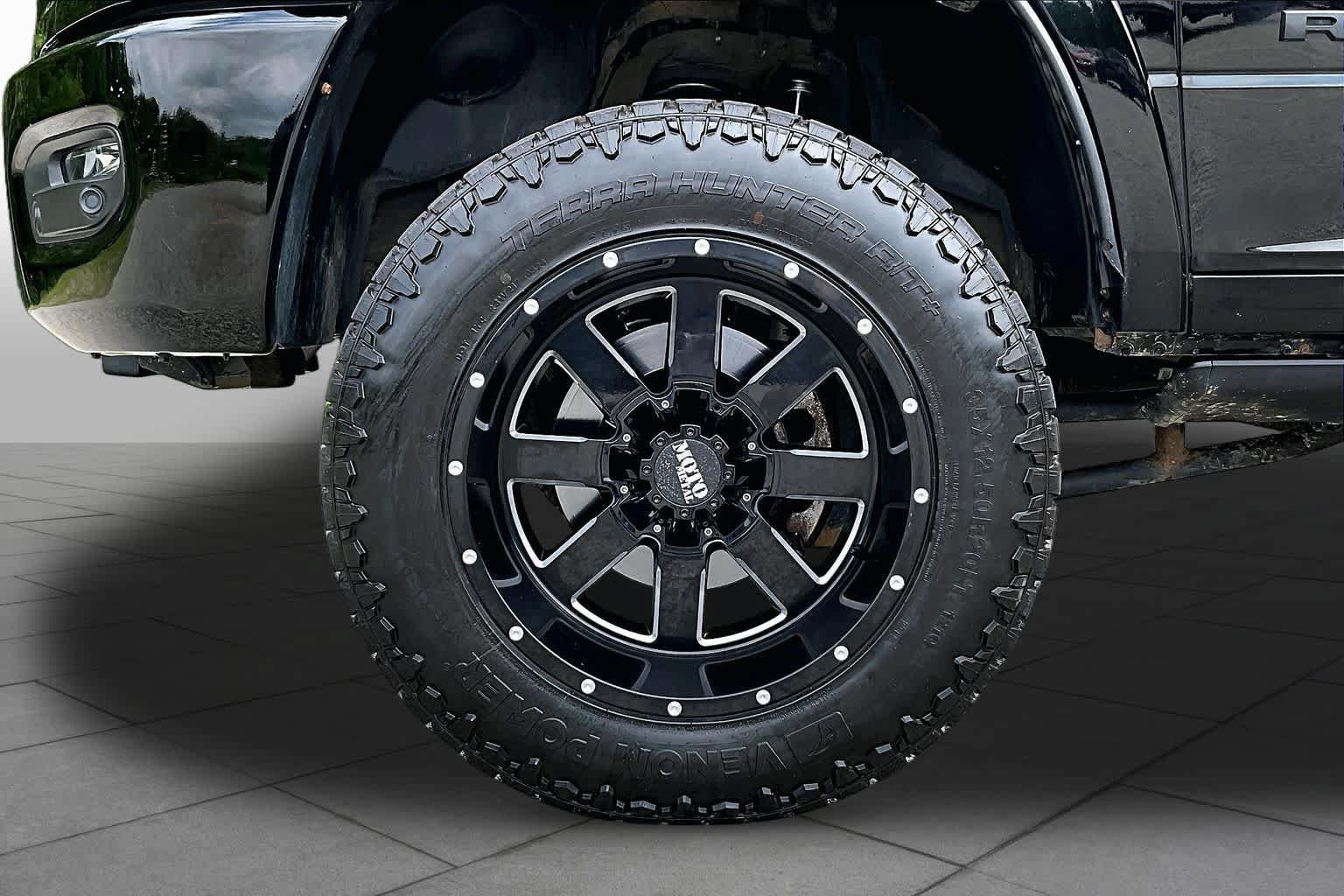 Used 2021 RAM 2500 Limited w/ Night Edition AWD/4WD image 11