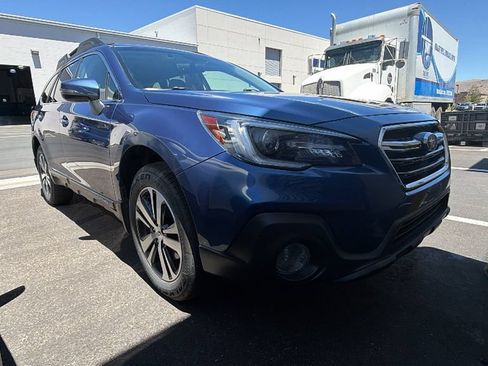 Used 2019 Subaru Outback 3.6R Limited w/ Popular Package #2 AWD/4WD image 1