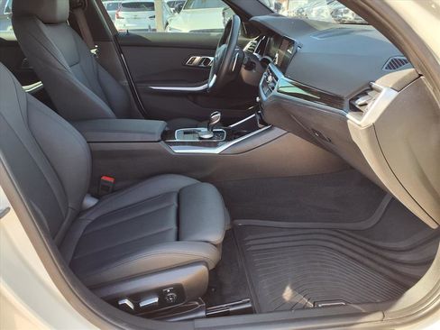 Used 2020 BMW 330i Sedan w/ Premium Package image 11