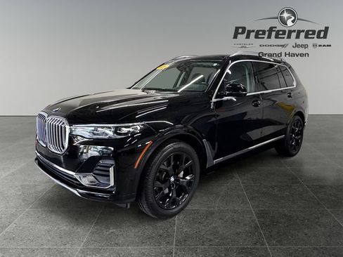 Used 2020 BMW X7 xDrive40i w/ Premium Package AWD/4WD image 11