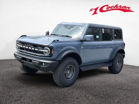 New 2025 Ford Bronco Outer Banks w/ Sasquatch Package AWD/4WD image 10