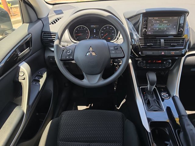 Used 2024 Mitsubishi Eclipse Cross ES AWD/4WD image 8