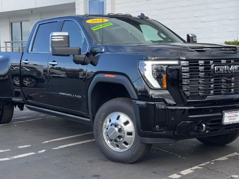 New 2026 GMC Sierra 3500 Denali Ultimate image 2