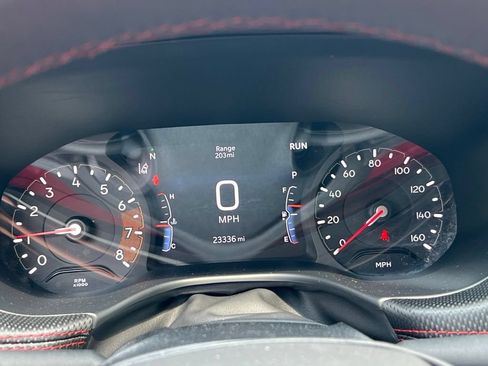 Used 2025 Jeep Compass Trailhawk AWD/4WD image 3