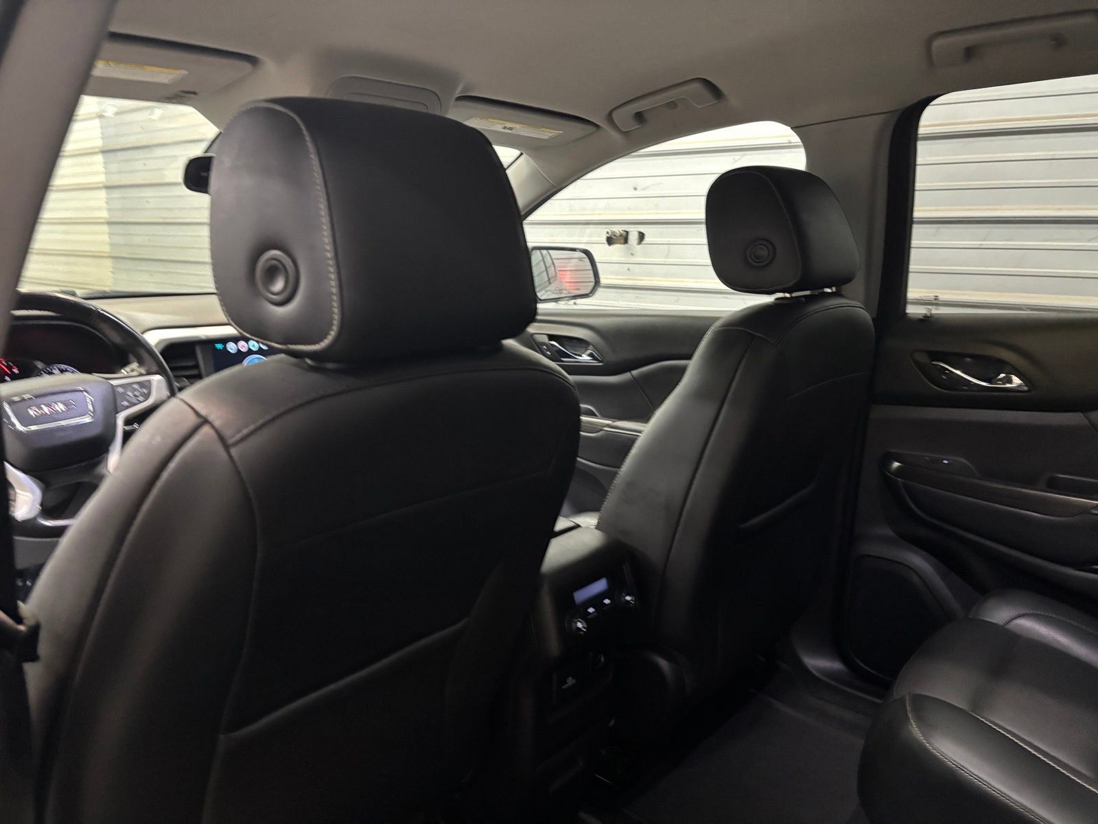 Used 2018 GMC Acadia SLT AWD/4WD image 24