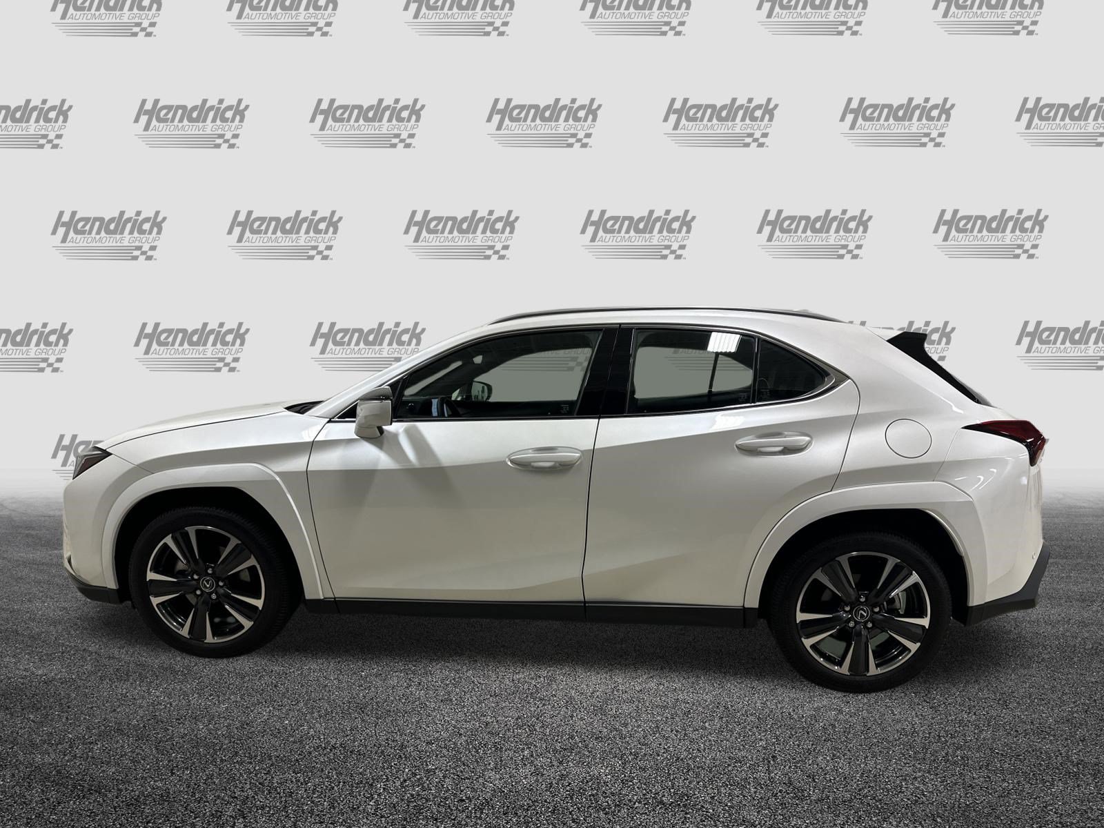 Certified 2025 Lexus UX 300h AWD w/ Accessory Package (Z2) image 7