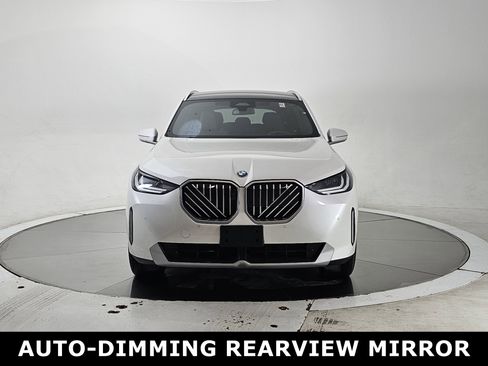 Used 2025 BMW X3 xDrive30i image 4