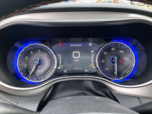 New 2026 Chrysler Pacifica Pinnacle w/ Trailer Tow Group image 18