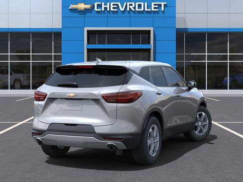 New 2025 Chevrolet Blazer LT FWD image 4