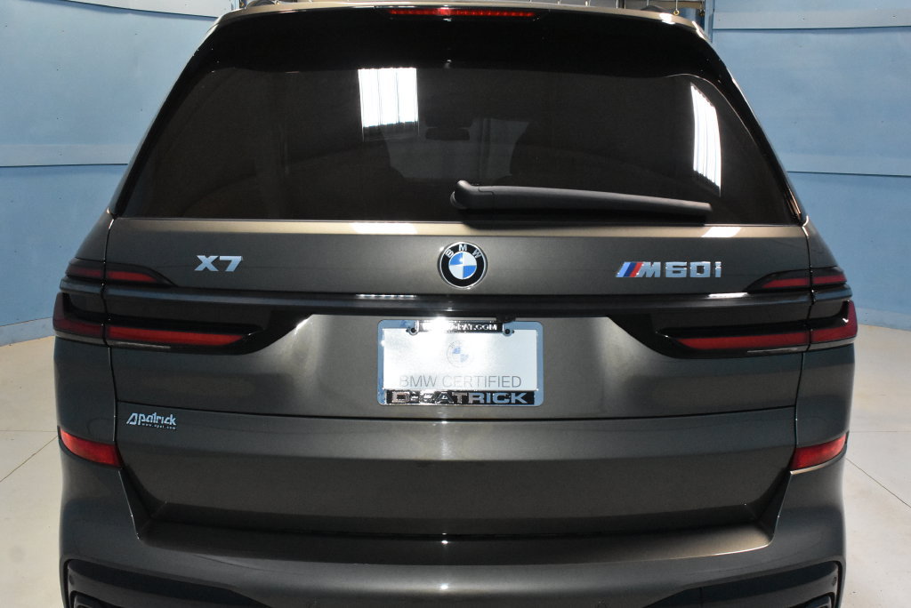 Used 2025 BMW X7 M60i AWD/4WD image 28
