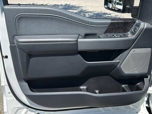 Used 2024 Ford F350 Lariat w/ Lariat Ultimate Package image 16