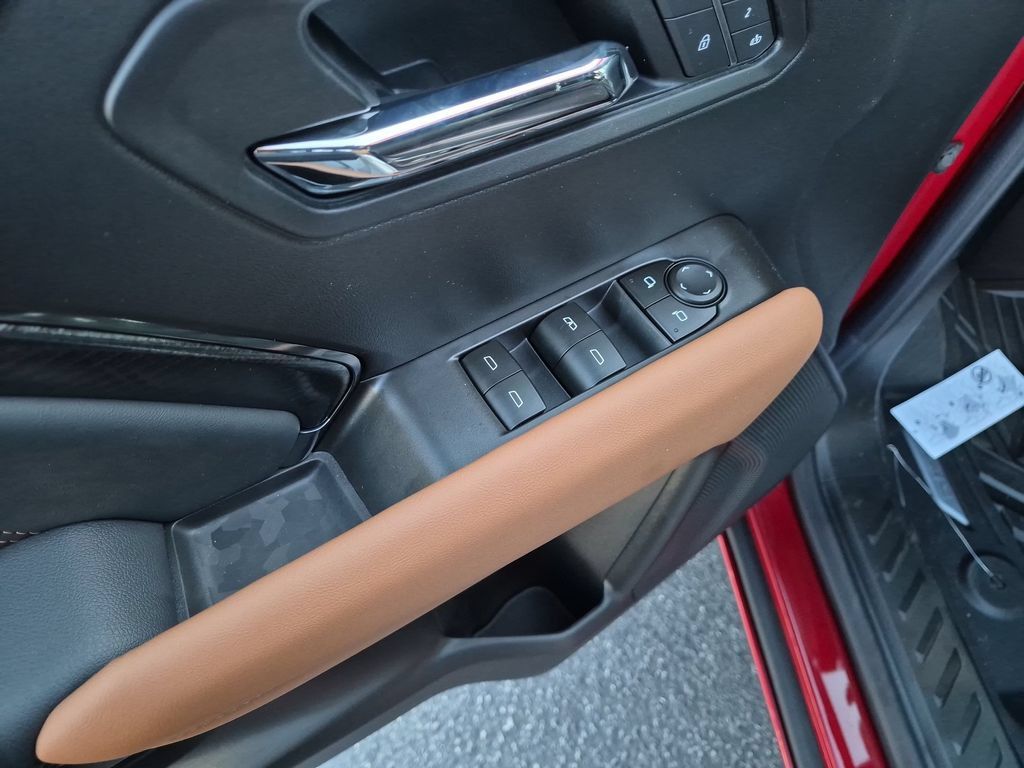 New 2026 GMC Canyon AT4 w/ Technology Plus Package AWD/4WD image 16